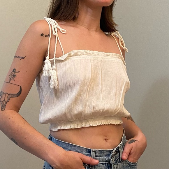 Cropped Tank Top - Picture 1 of 5